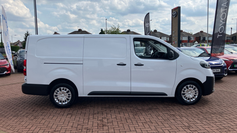 Toyota Proace L2 Diesel 2.0D 145 Icon Van